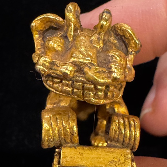 Vintage Gold Foo Lion/Shishi Fur Clip marked ALVA STUDIOS - Picture 4 of 8